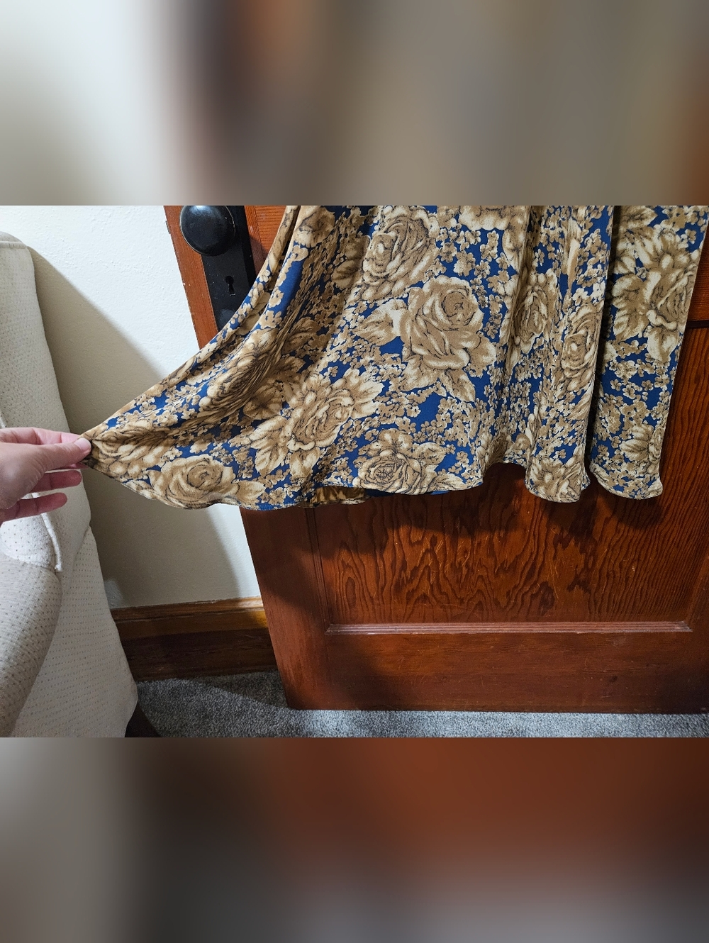 Vintage Gillian Neiman-Marcus 100% Silk Floral Long-Sleeve Maxi Dress Size 6 - Picture 10 of 11